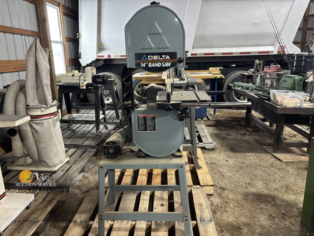 Lot 83-0113 - Delta 14" Band Saw