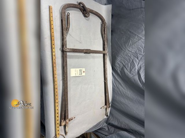 Lot 83-0172 - Antique Hay Trolley