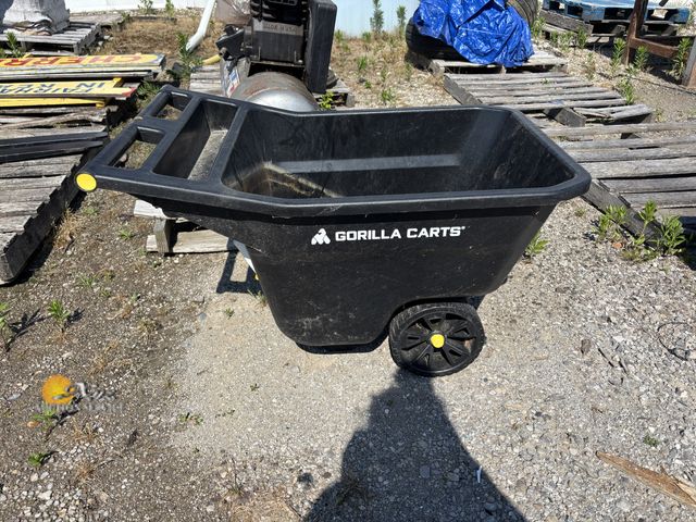 Lot 83-1044 - Gorilla Cart
