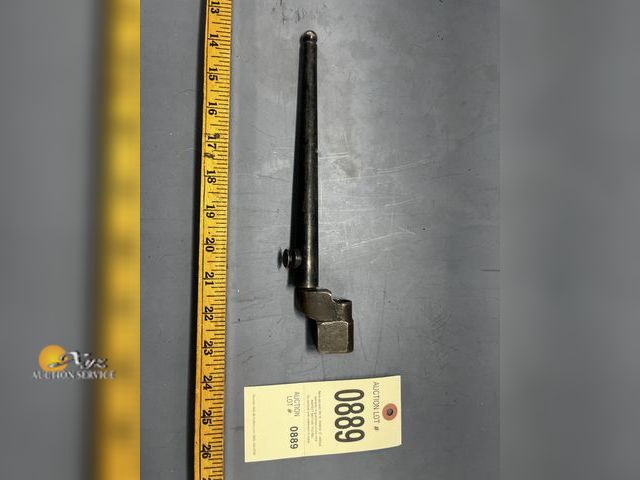 Lot 83-889 - Lee-Enfield Bayonet