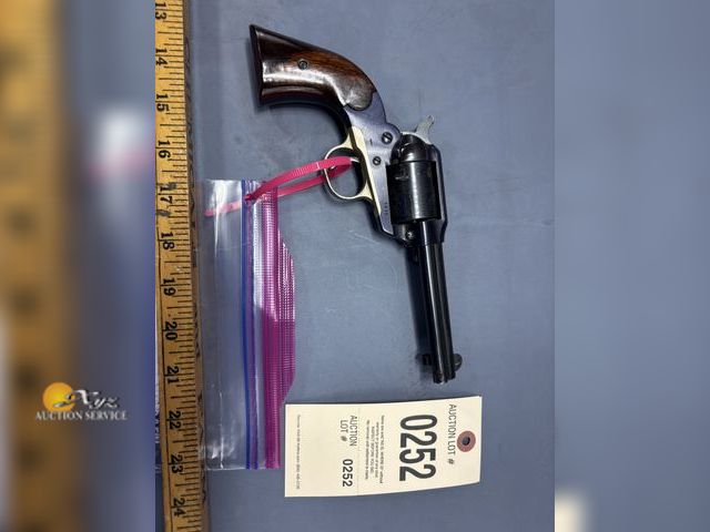 Lot 83-0252 - Ruger Bearcat .22 LR Single Action Revolver