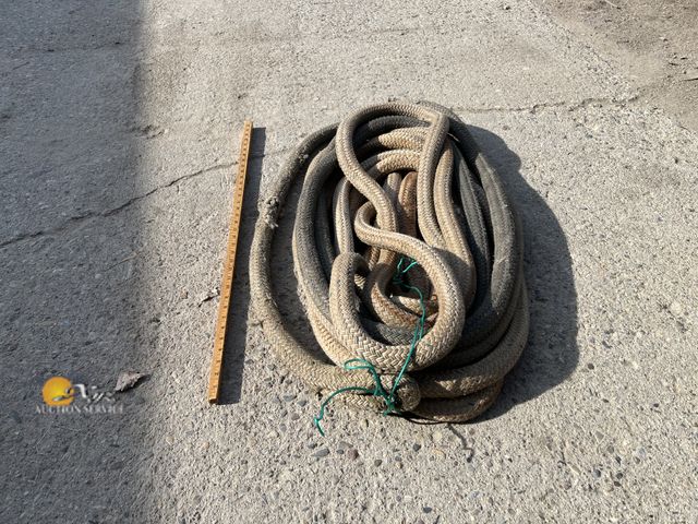 Lot 83-2481 - Large Tow Rope
