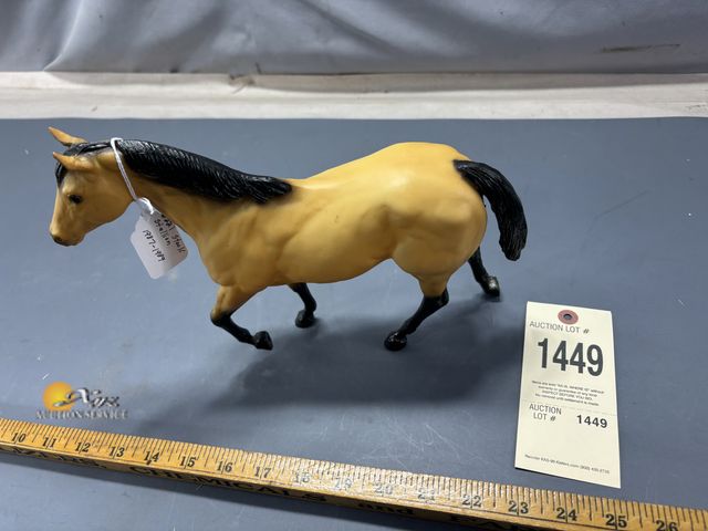 Lot 83-1449 - Breyer No. 221 Stock Stallion 1987-1989