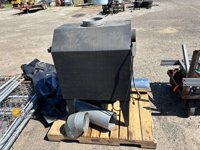 Lot 83-1033 - Wood Stove with parts