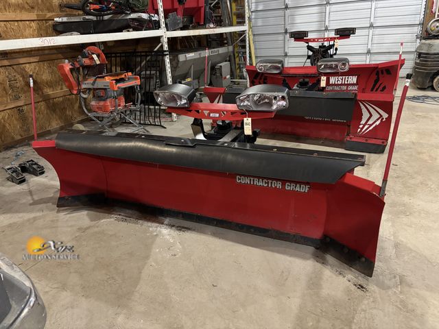 Lot 83-0642 - Western 8ft Contractor Grade Ultra Finish Snow Plow