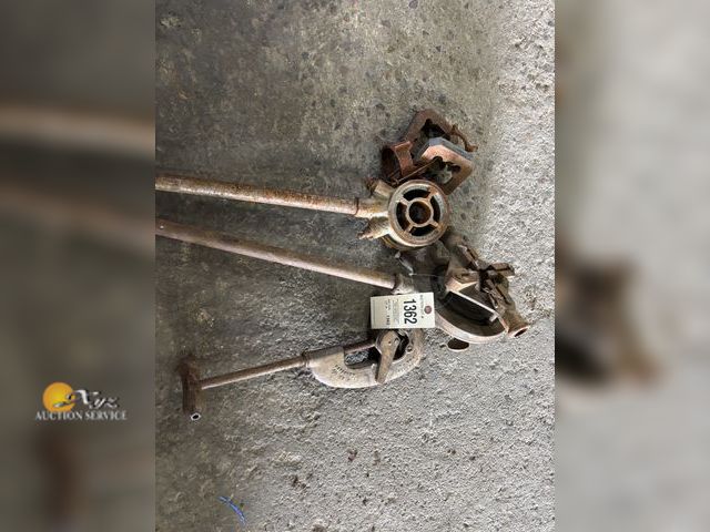 Lot 83-1362 - Pipe Threaders