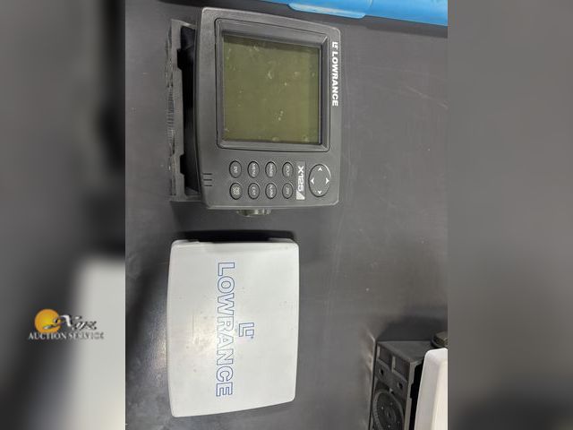 Lot 83-1021 - Lowrance X125 Fishfinder