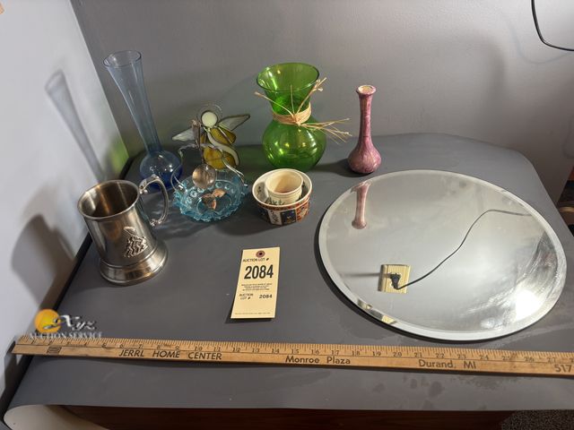 Lot 83-2084 - Lot of Decroative Decor