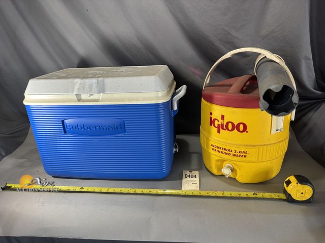 Lot 83-0404 - Rubbermaid Cooler, Igloo 3-gal Drink Cooler, and Igloo cup holder