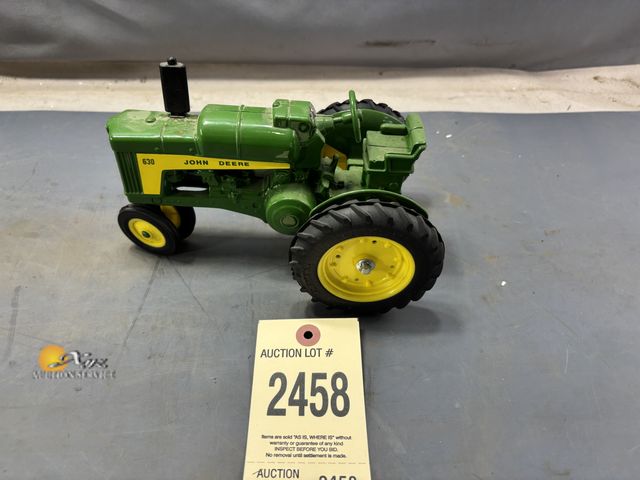 Lot 83-2458 - John Deere 1958 Model "630 LP" Toy Tractor