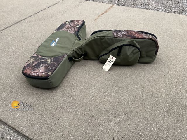 Lot 83-1417 - Excaliber Equinox  Crossbow 350FPS bolts, practice tips, string, and cocking strings included.