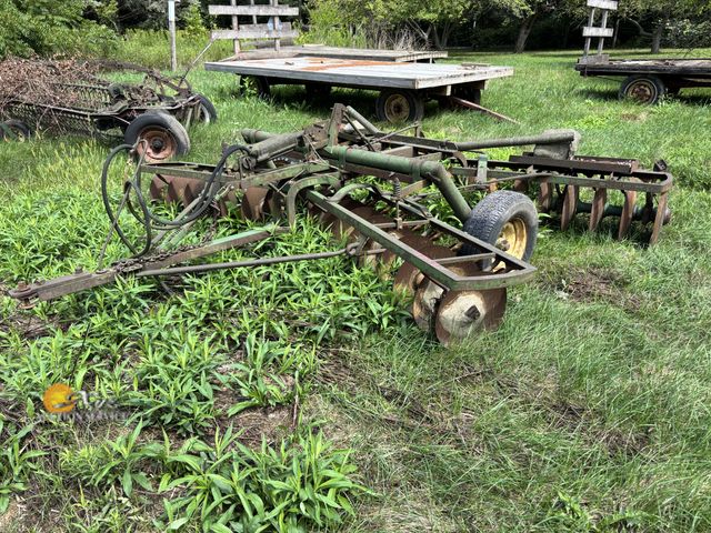 Lot 83-9002 - 10ft John Deere Disc