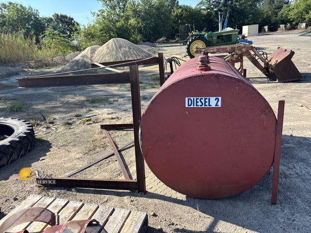 Lot 83-1004 - 500 Gallon Fuel Tank with Stand