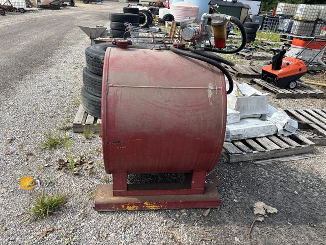 Lot 83-2004 - 125 Gallon Fuel Tank