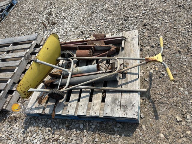 Lot 83-1014 - Miscellaneous Around the Farm Items