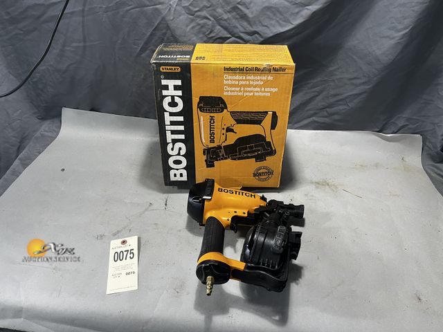 Lot 83-0075 - 1 Bostitch RN46-1 Roofing Nailer Bostitch Roofing Nailer