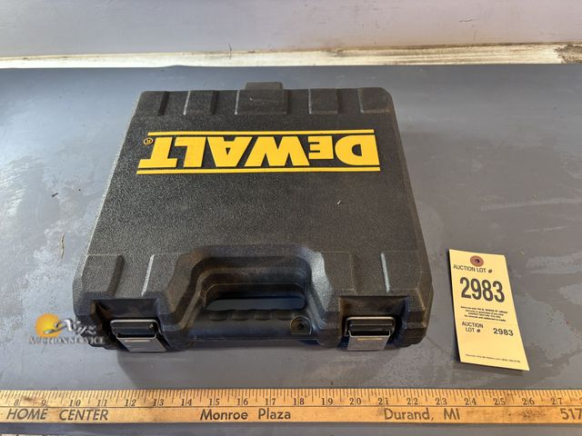 Lot 83-2983 - DeWalt 18 Gauge Stapler