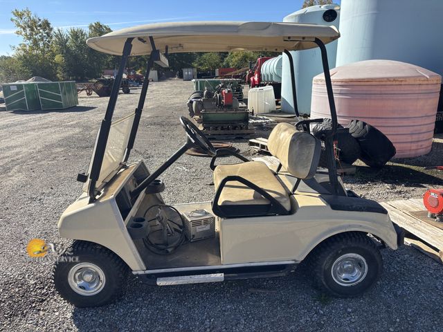 Lot 83-1050 - Club Car Golf Cart