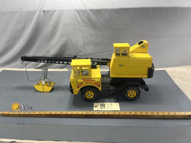 Lot 83-1389 - Vintage Tonka Dragline