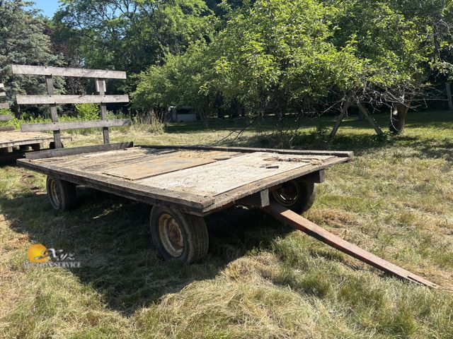Lot 83-2004 - 16ft Hay Wagon on Kory 6872 Running Gear