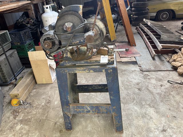 Lot 83-0572 - Chop/Cutoff Saw