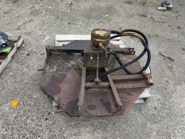 Lot 83-1059 - 4ft Hydraulic Drive Mower