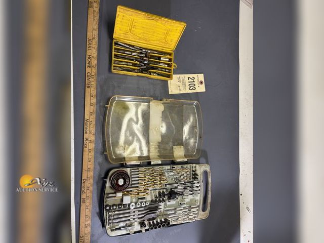 Lot 83-2103 - Lot of Drill Bits
