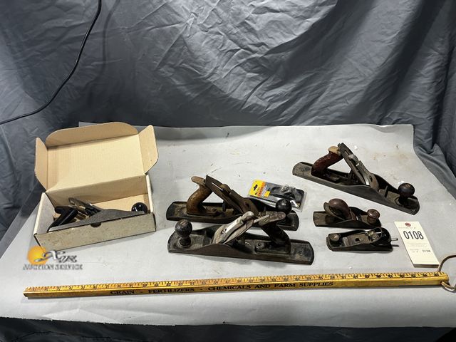 Lot 83-0108 - 6 Misc. Bench Plane