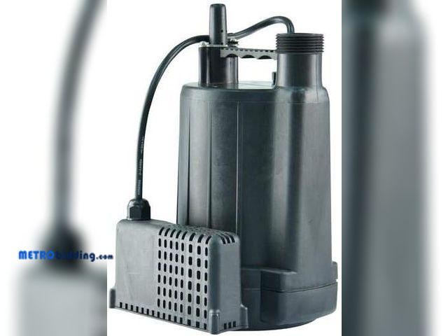 Lot 88-480967 - Everbilt 1/3 HP Automatic Utility Pump HPEBAU33