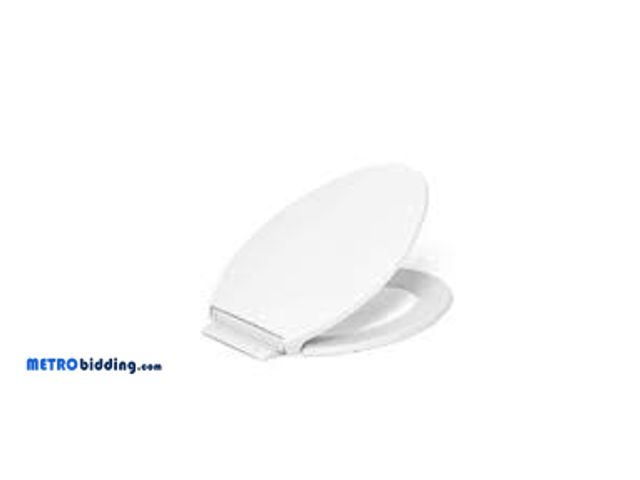 Lot 88-498113 - KOHLER Highline Elongated Grip Tight Bumpers, Soft Close Toilet Seat in White K-22203-0