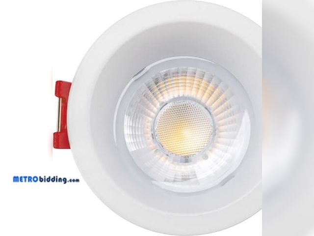 Lot 88-499791 - Commercial Electric Trimless Integrated LED 3 in Round Canless Recessed Light for Kitchen Bathroom L...