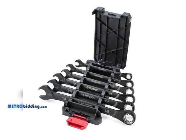 Lot 88-491738 - Husky 100-Position Double Ratcheting SAE Wrench Set (6-Piece) H100DRW6PCSAEN