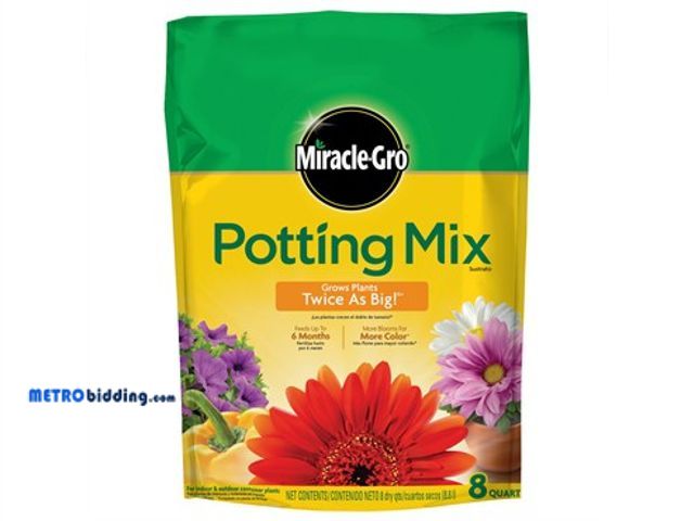 Lot 88-498424 - Scotts® Miracle-Gro® Potting Mix - 8qt - 120pc Mini Bin