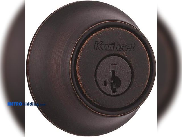 Lot 88-492057 - Kwikset SmartKey Security Venetian Bronze Metal Single Cylinder Deadbolt
