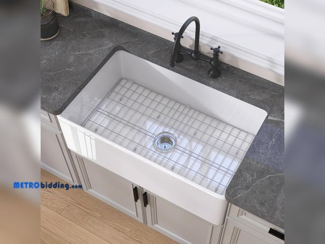 Lot 88-491351 - GETPRO White Farmhouse Kitchen Sink 36 inch Fireclay Apron Front Farm Sink Undermount Single Bowl La...