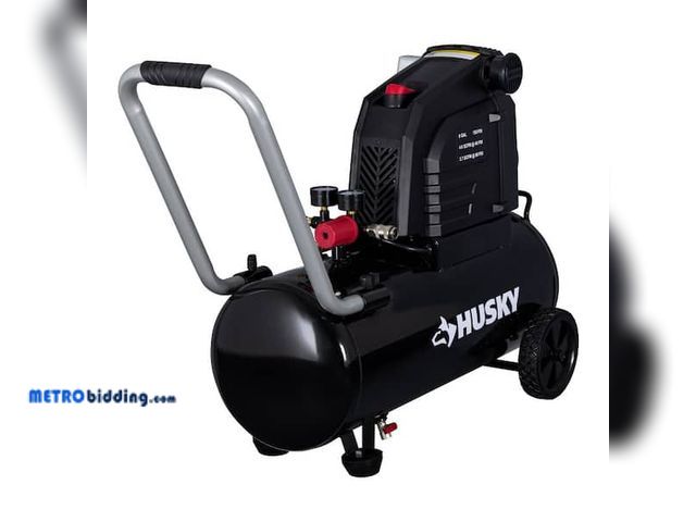 Lot 88-484398 - 8 Gal. 150 PSI Portable Electric Oil-Free Horizontal Hotdog Air Compressor with Rubber Wheels and 1-...