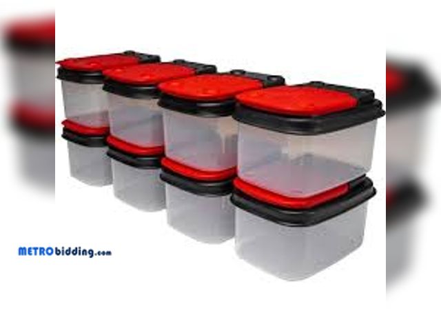 Lot 88-491713 - Husky 8-Pack 0.6 QT Storage Bins 26008BLK-HD
