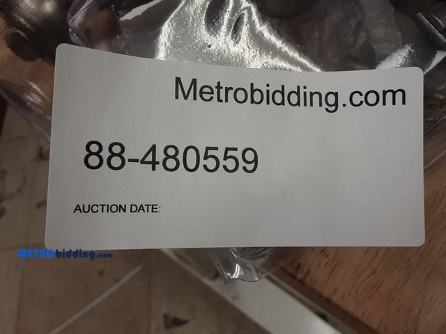 Lot 88-480559 - Lot of assorted lock sets SALVAGE