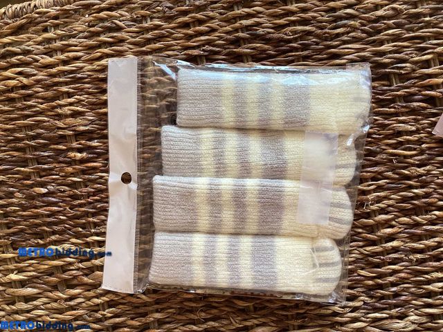 Lot 88-553001 - Handmade chair leg/feet covers