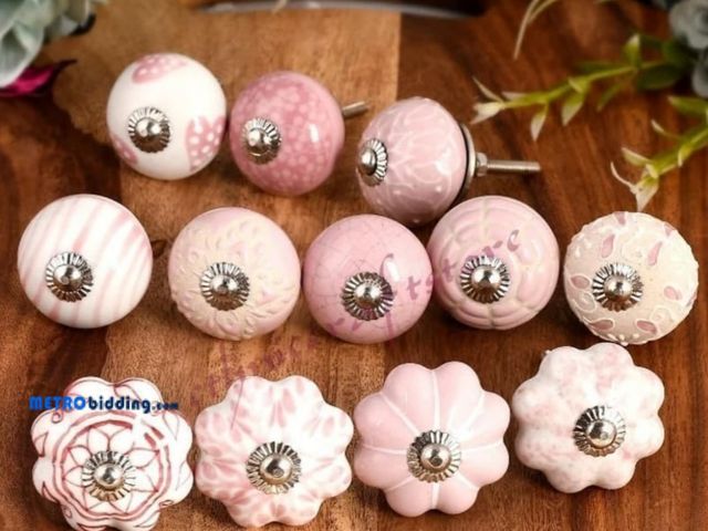 Lot 88-502162 - Assorted Cabinet Knobs Mandala Ceramic Door Knobs Colorful Kitchen Furniture Drawers Knobs for Cabin...