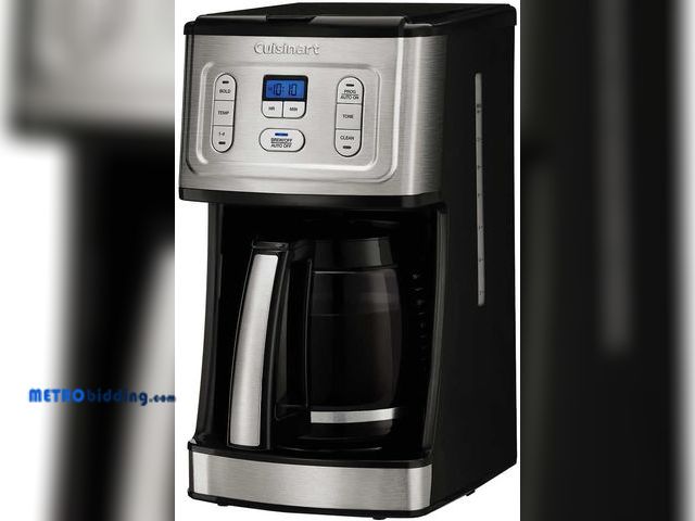 Lot 88-498111 - Cuisinart Brew Central 14-Cup Programmable Coffee Maker, LK6565000C