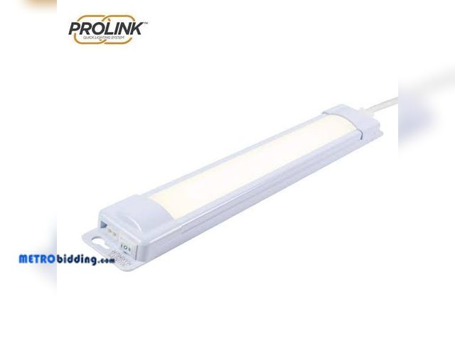 Lot 88-482318 - EZ Link Linkable Plug-in LED Under Cabinet Light White 12"