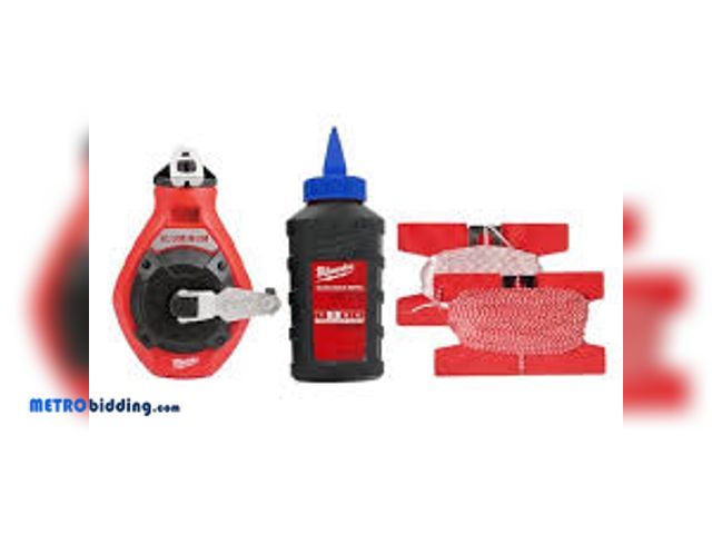 Lot 88-480227 - Milwaukee 100 ft. Aluminum Chalk Reel Kit with Blue Chalk and Bonus Line 48-22-3993, Used