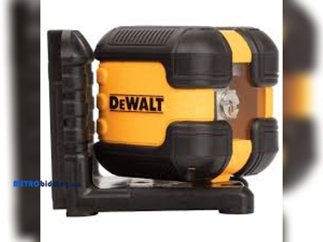 Lot 88-480333 - DEWALT 40 ft. Red Self-Leveling Cross Line Laser Level with (2) AA Batteries &amp; Case
