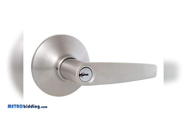 Lot 88-491784 - Defiant Olympic Stainless Steel Keyed Entry Door Lever 32LG600B