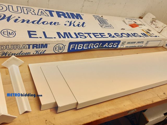 Lot 88-508828 - MUSTEE Duratrim 8 in. x 8 in. x 36 in. 5-Piece  Easy Up Adhesive Tub or Shower Window Panel in White...