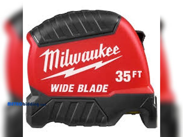 Lot 88-480542 - Milwaukee 35 ft. Wide Blade Tape Measure With 18 ft. Reach 48-22-1235