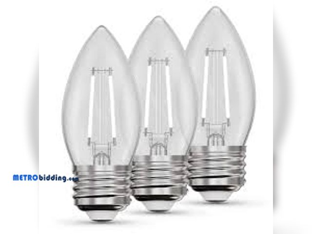 Lot 88-491374 - Feit Electric 60-Watt Equivalent B10 E26 Base Dim White Filament Clear Glass Chandelier LED Light Bu...