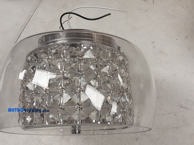 Lot 88-484461 - 11 inch flush mount light with clear glass
1 Light LED