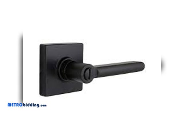 Lot 88-480754 - Defiant Tonebridge Matte Black Bed/Bath Door Handle with Square Rose 32LS3X901A